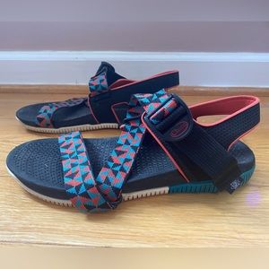 💙🌸 Geometric Chaco Sandels 🌸💙